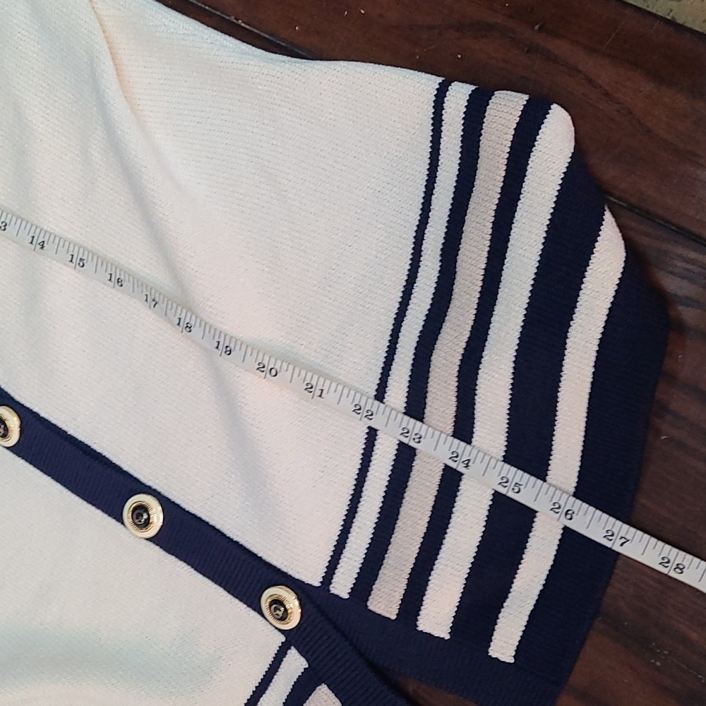 St. John Collection by Marie Gray Sweater Jacket - Picture 7 of 10